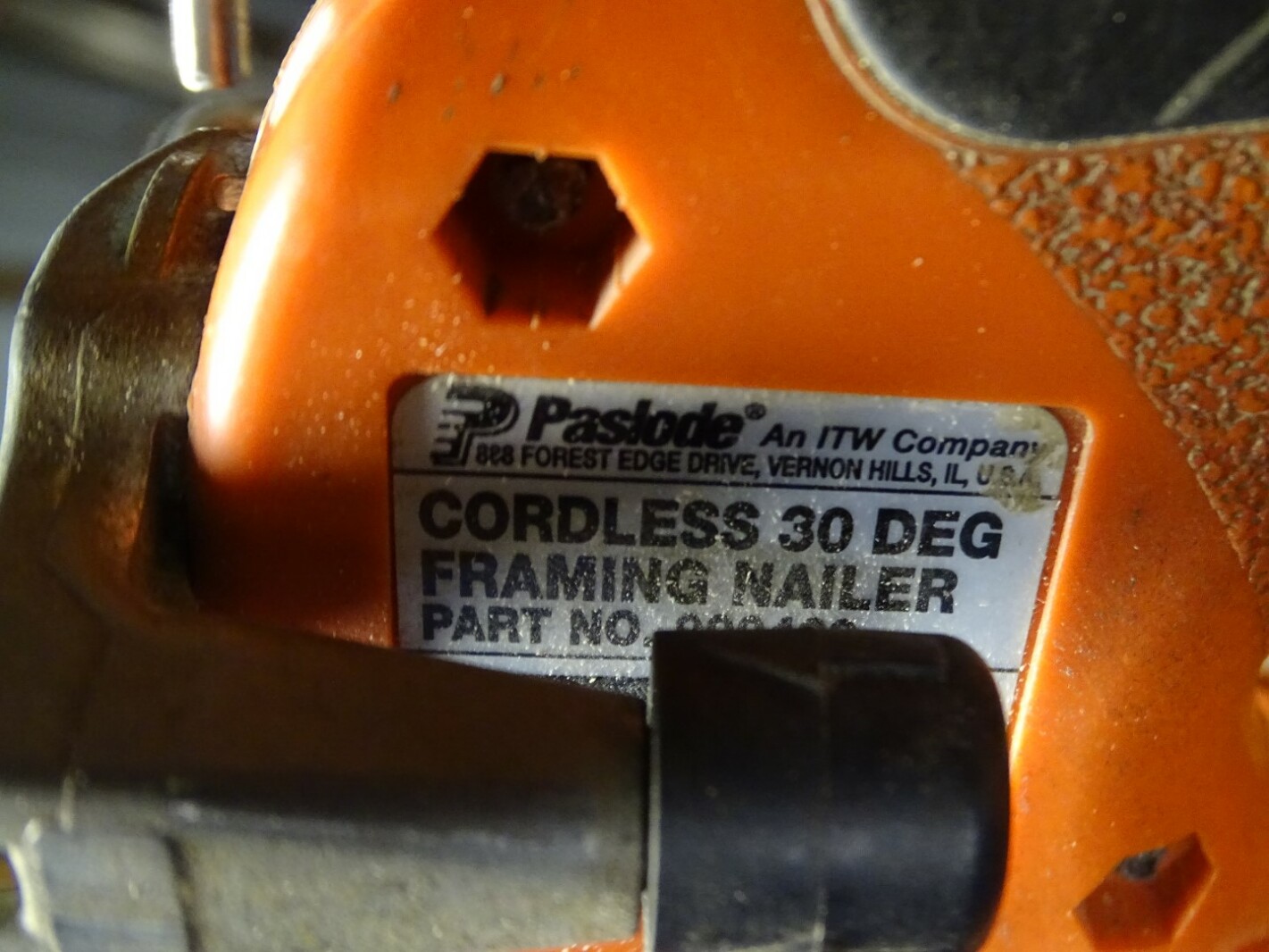 Paslode Cordless 30deg Framing Nailer *no battery*, 900430