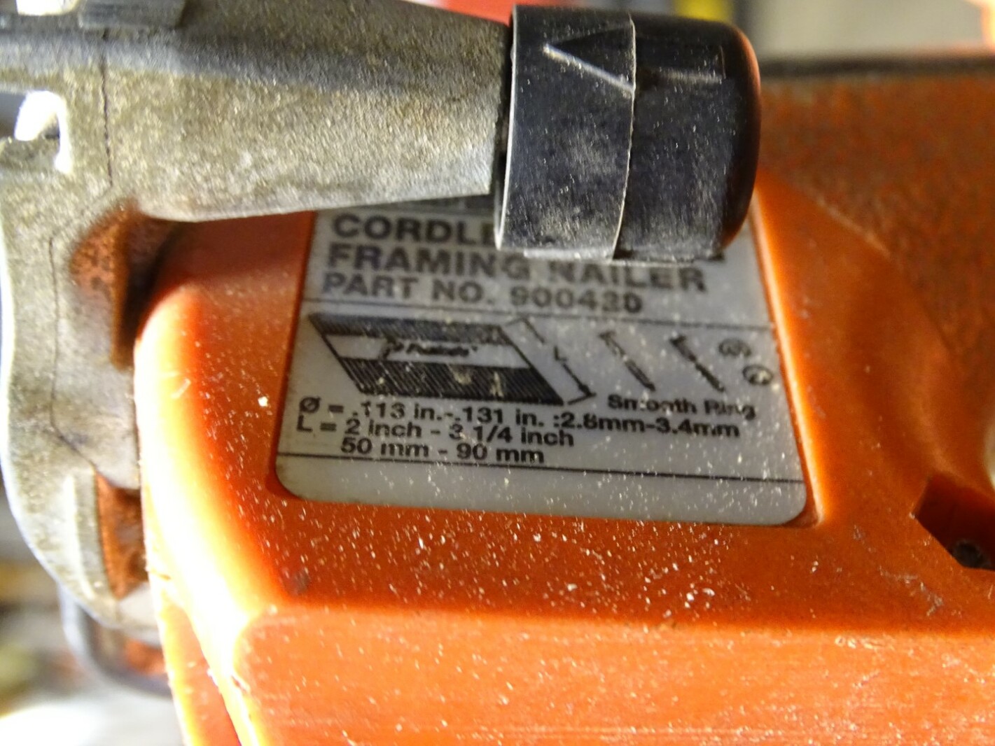 Paslode Cordless 30deg Framing Nailer *no battery*, 900430