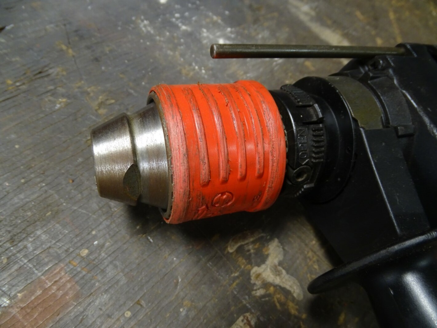 Hilti Corded Hammer Drill w/ Case & Accessories 115Vac 4A, TM 8