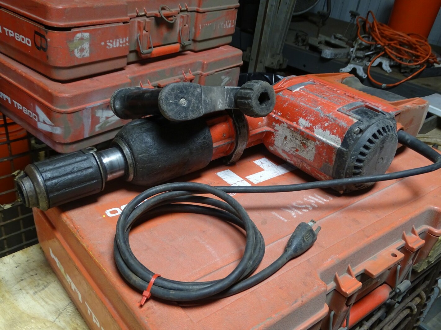Hilti Concrete Demolition Hammer *Burnt Out Motor*, TP800 | eBay