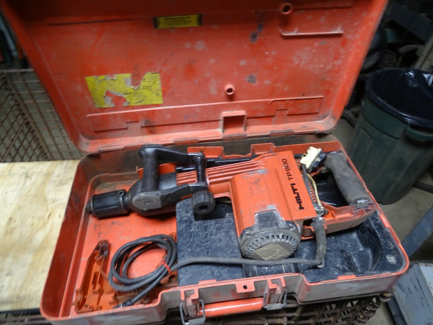 Hilti Concrete Demolition Hammer *For Parts/Incomplete*, TP800 | eBay