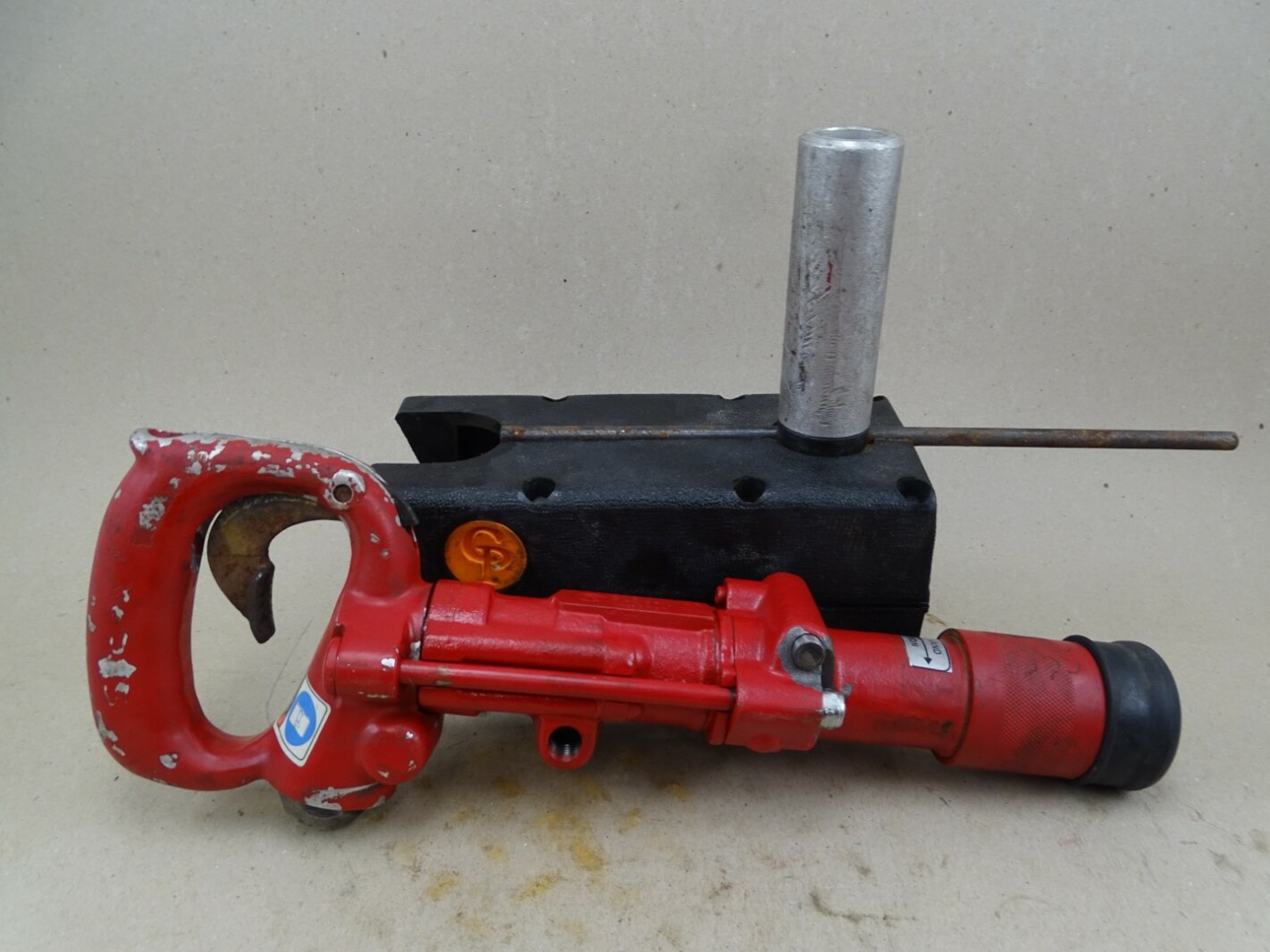 Chicago Pneumatic Handrail Rotary Hammer CP9, 05128x100N