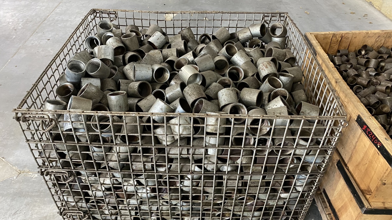 (72) 1-1/4  IN. NPT,  1.250