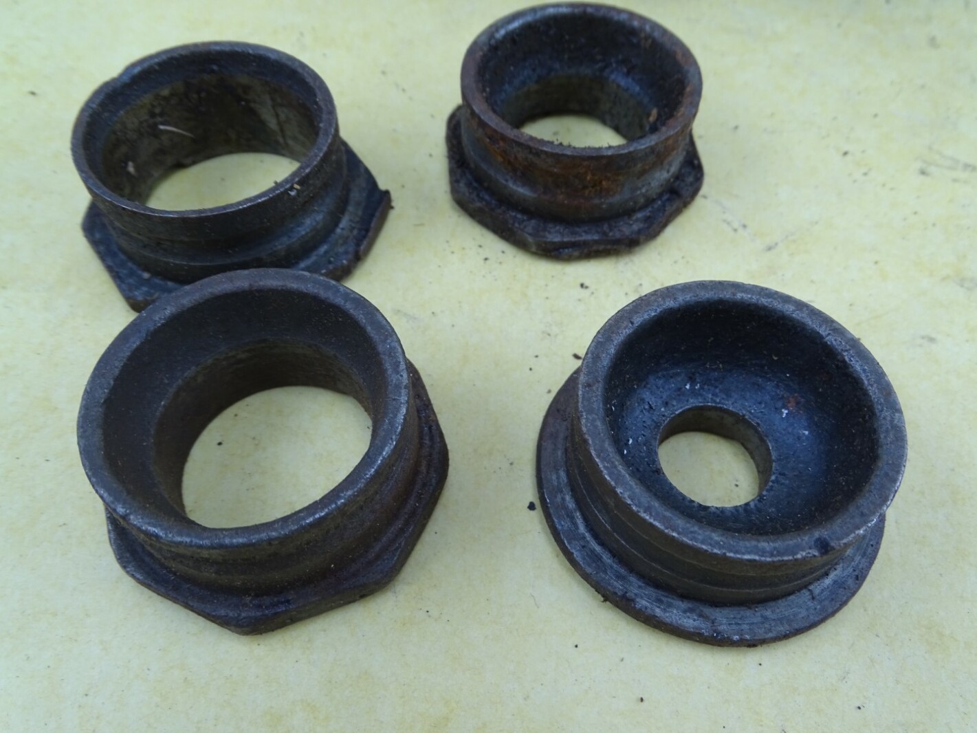 Armstrong Bridgeport Pipe Threader W/ Dies  , 1/4-1'