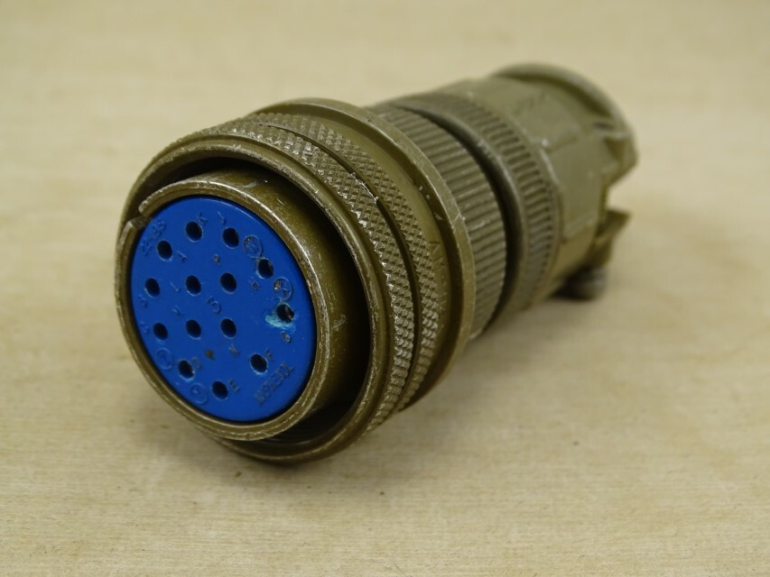 Amphenol Circular Mil Spec Connector 14 PIN PLUG, 97-3106A-20-27S
