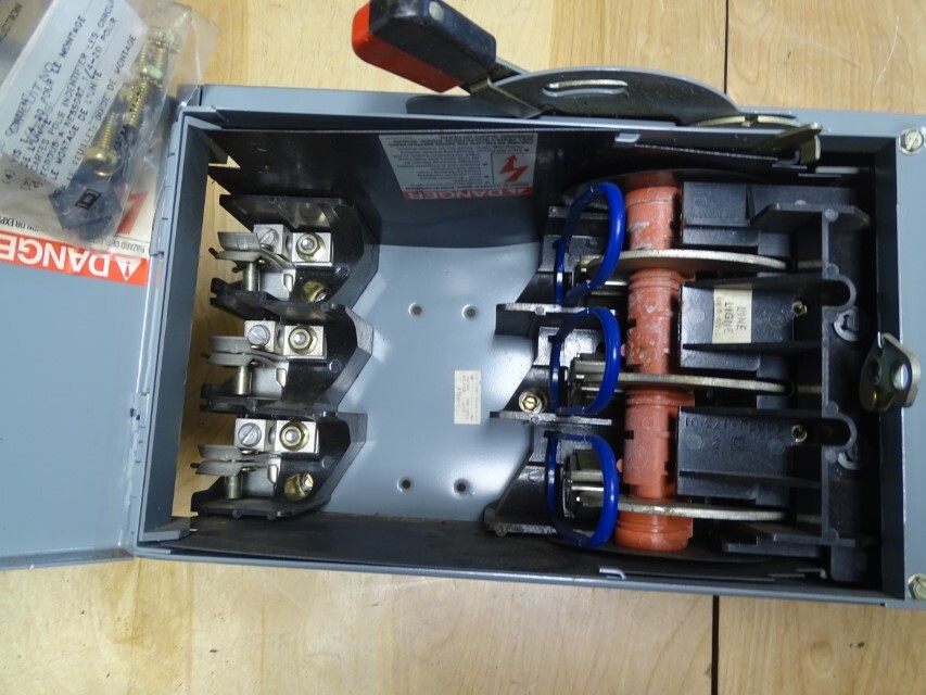 Square D QMB Branch Switch  100amp, 3 pole, 600v, ser. E1, QMB363HW