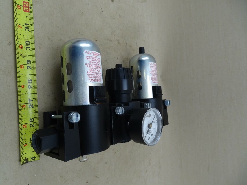 Wilkerson NPT filter regulator lubricator combination 0-125 Psi, C16-04-000