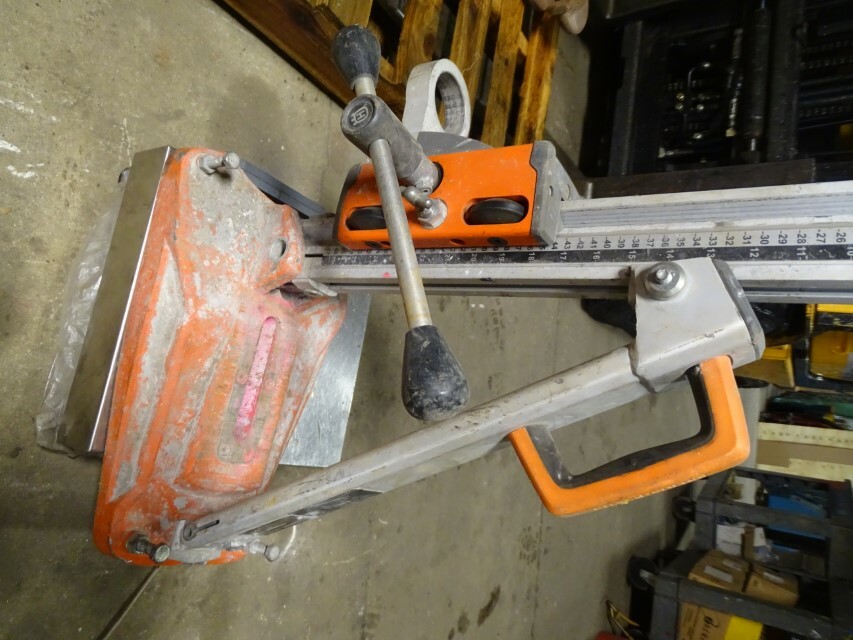 Husqvarna hand held core drill stand max 150MM, max load 100lbs, DS150