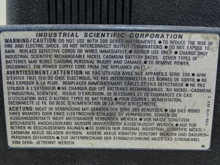 Industrial scientific 4 unit dual rate battery charger Tested. Runs, 1810-2255