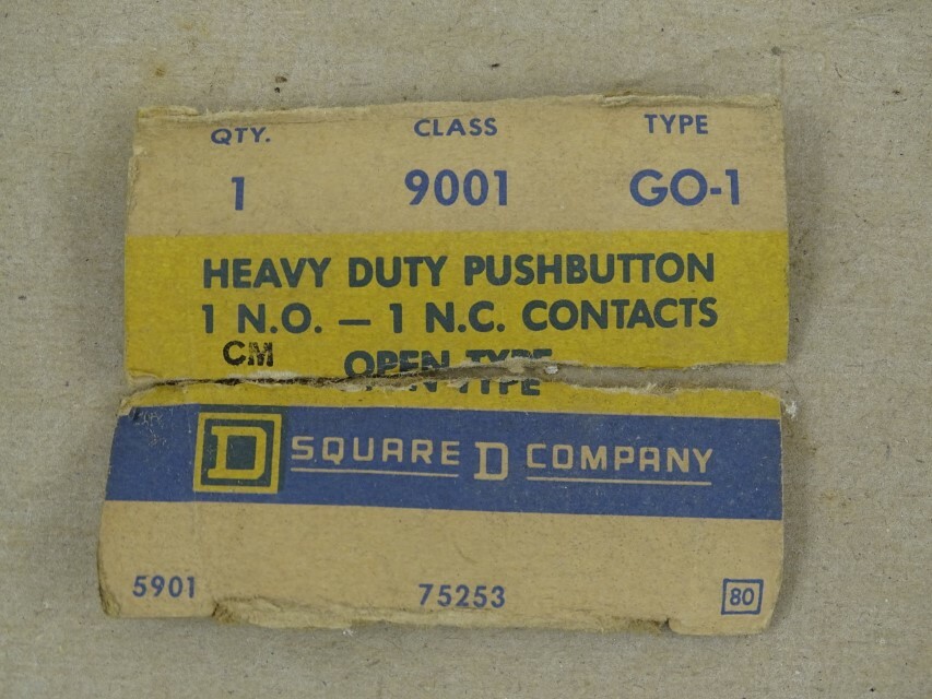 Square D Heavy Duty Push Button 1N.O. - N.C. Contacts type GO-1, 75253