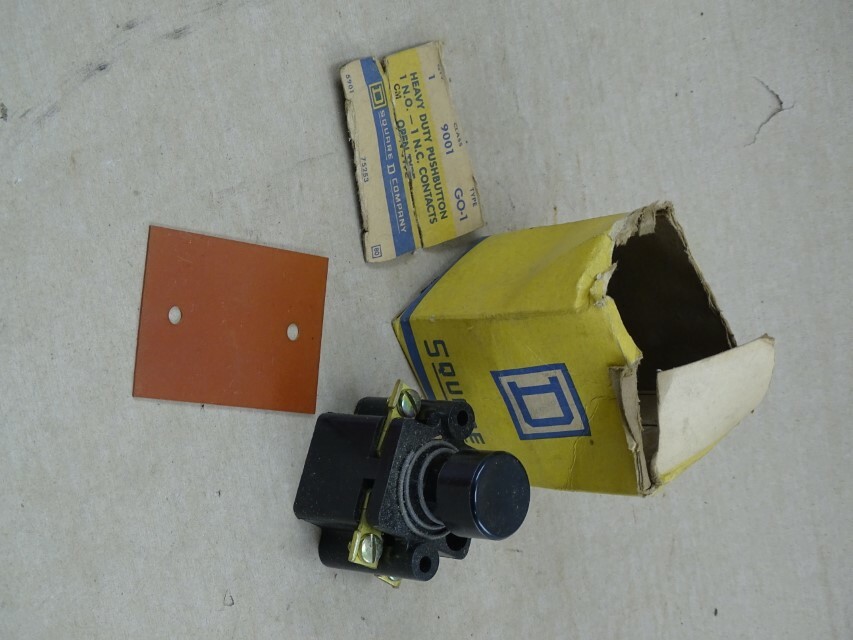 Square D Heavy Duty Push Button 1N.O. - N.C. Contacts type GO-1, 75253