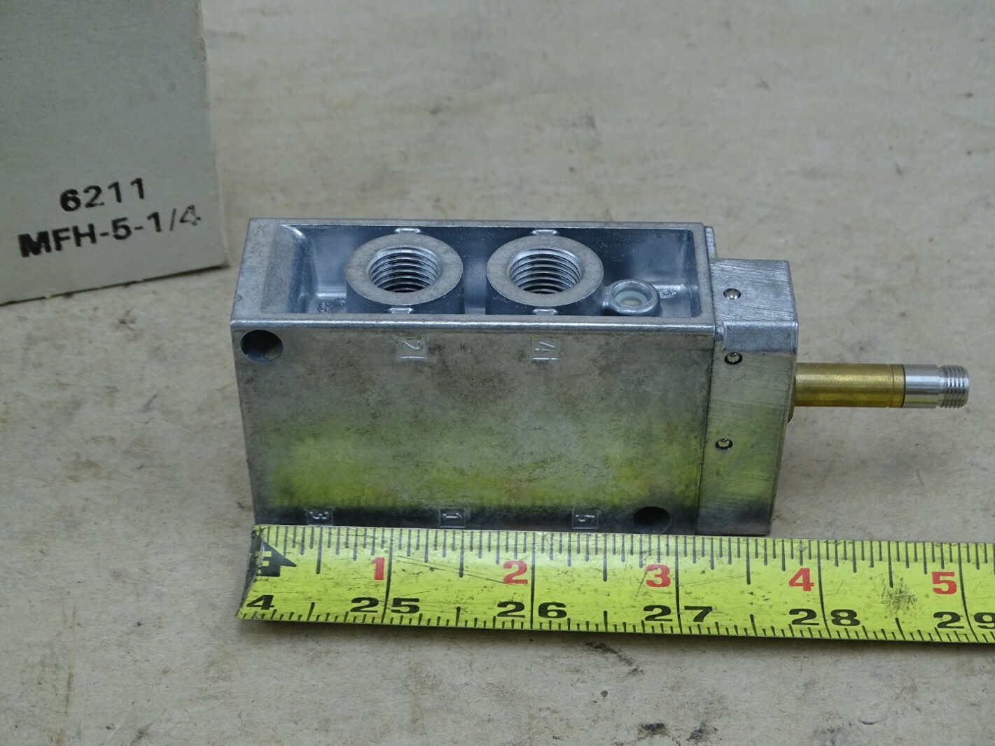 Festo Solenoid Valve 6211 30-120psi , MFH-5-1/4