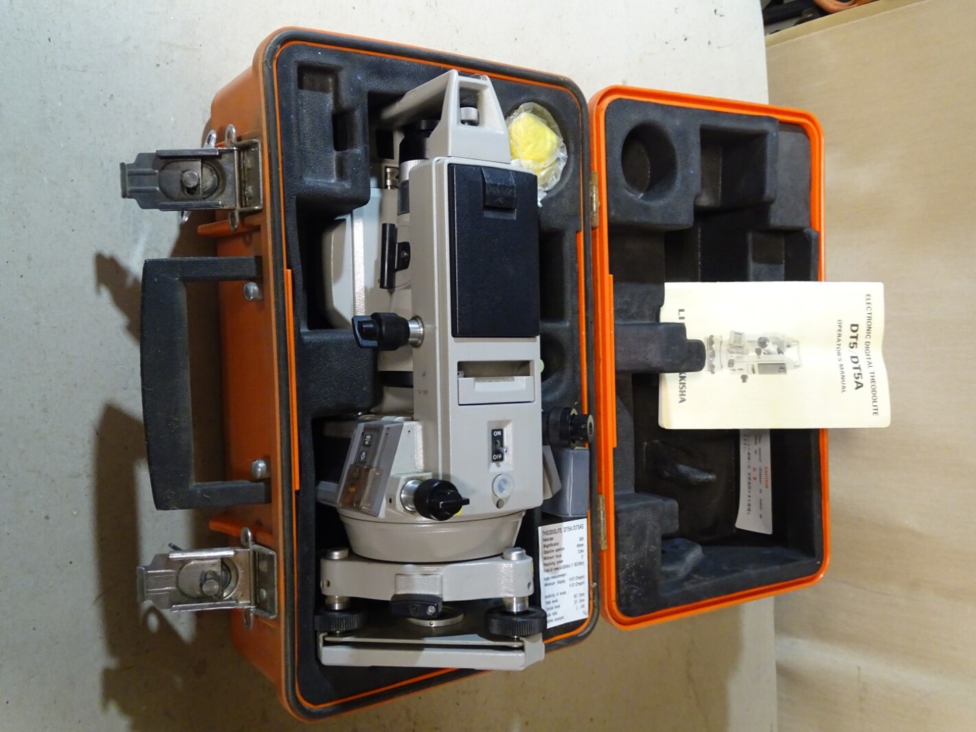 Lietz/Sokkisha Electronic Digital Theodolite Transit Survey w/ Accessories & Case , DT5A
