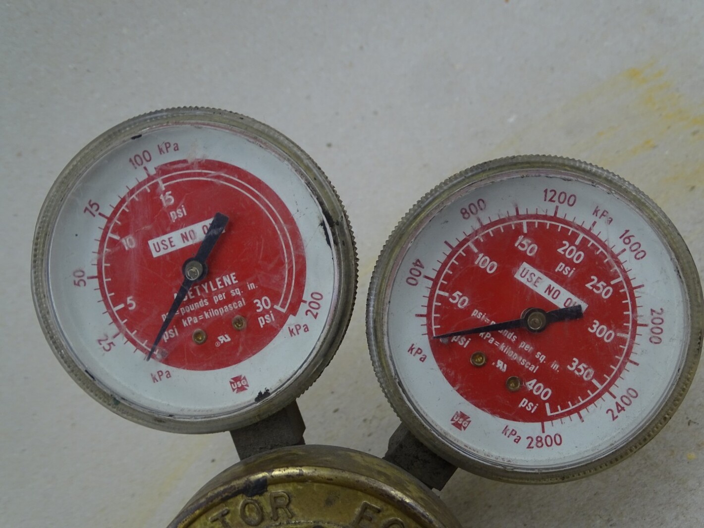 Victor Dual Gauge Acetylene Pressure Regulator Max Inlet 350 PSIG, CSR360A