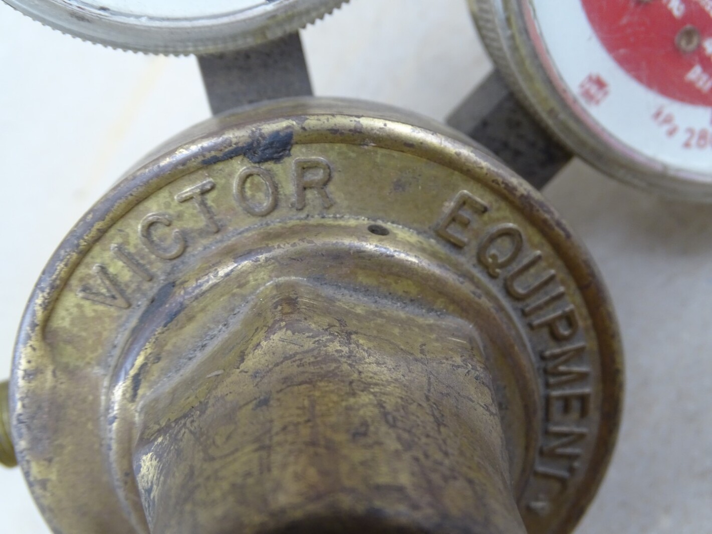 Victor Dual Gauge Acetylene Pressure Regulator Max Inlet 350 PSIG, CSR360A