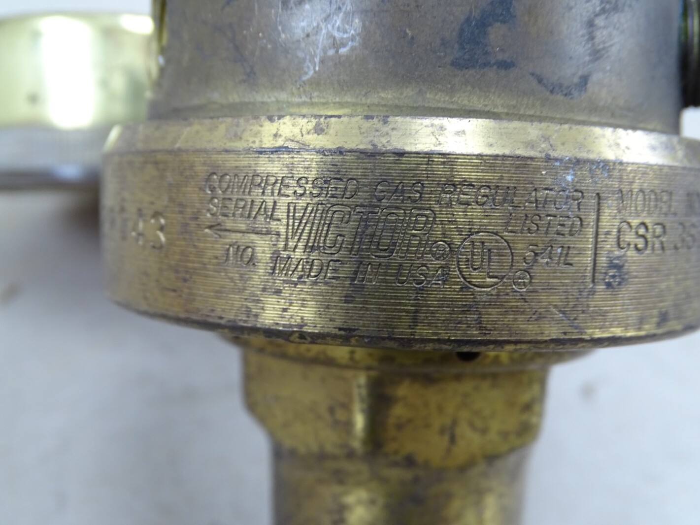 Victor Dual Gauge Acetylene Pressure Regulator Max Inlet 350 PSIG, CSR360A