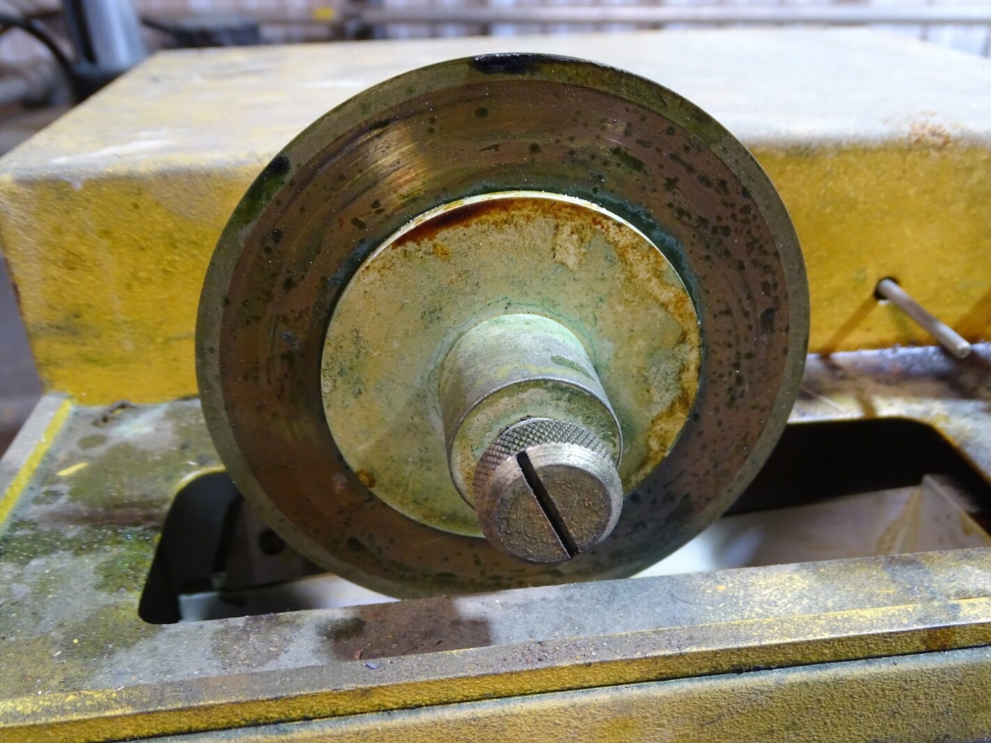 Buehler ISOMET Low Speed Saw 115V, 1.5A, 50-60HZ, 11-1180-160