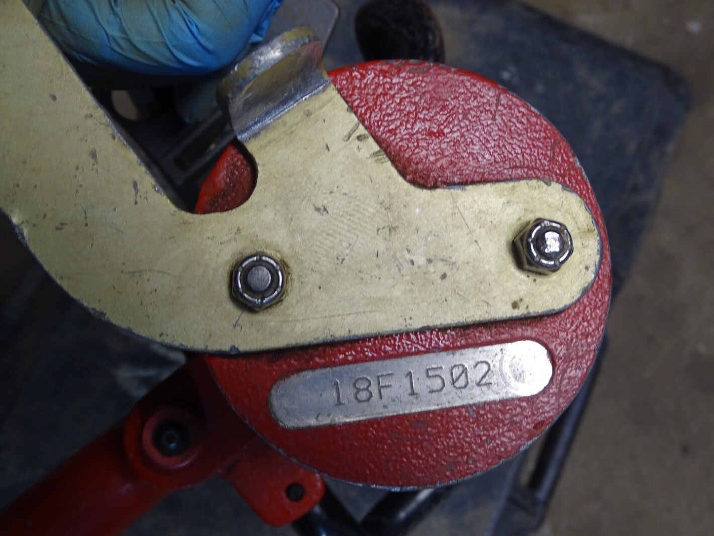 King-Hughes Pneumatic Hog Ring Tool with Case , C-1511