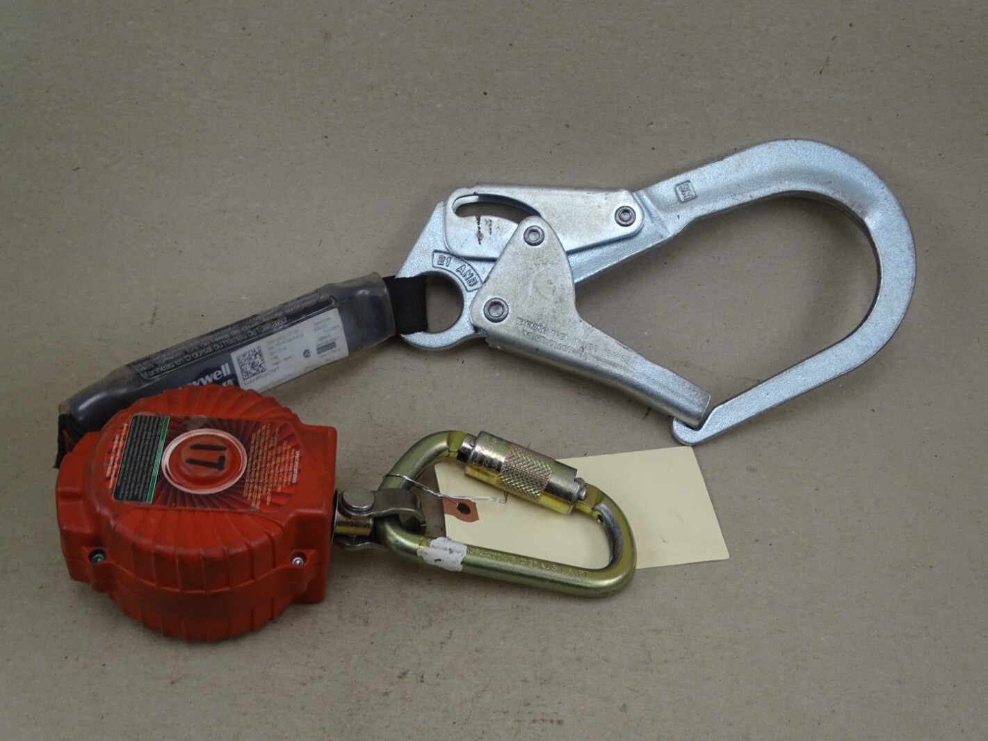 Miller  Turbo Lite Personal Fall Limiter 6FT, MFL-2-Z7/6FT