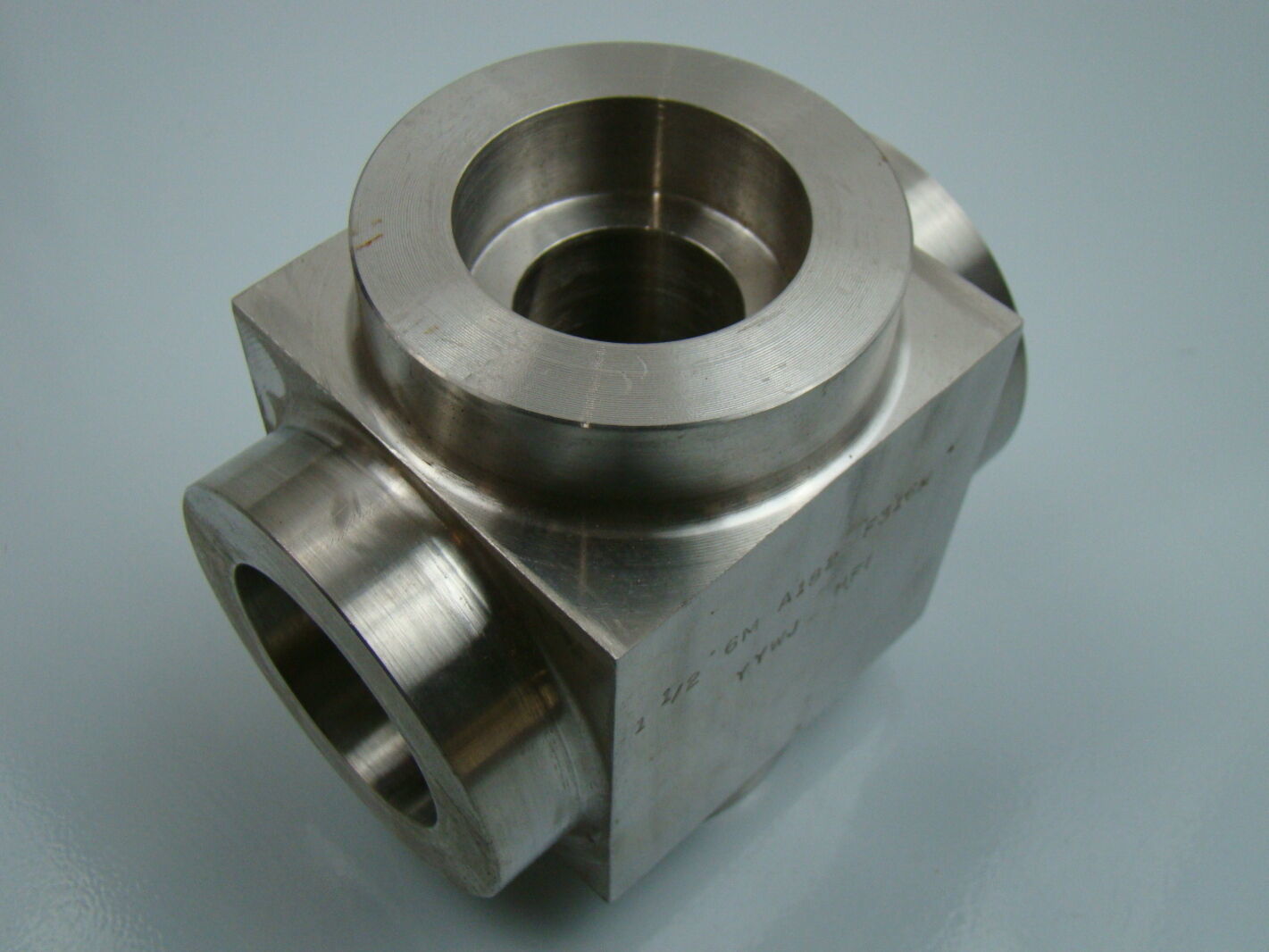 Stainless Steel 11/2" Cross Pipe Joseph Fazzio, Incorporated