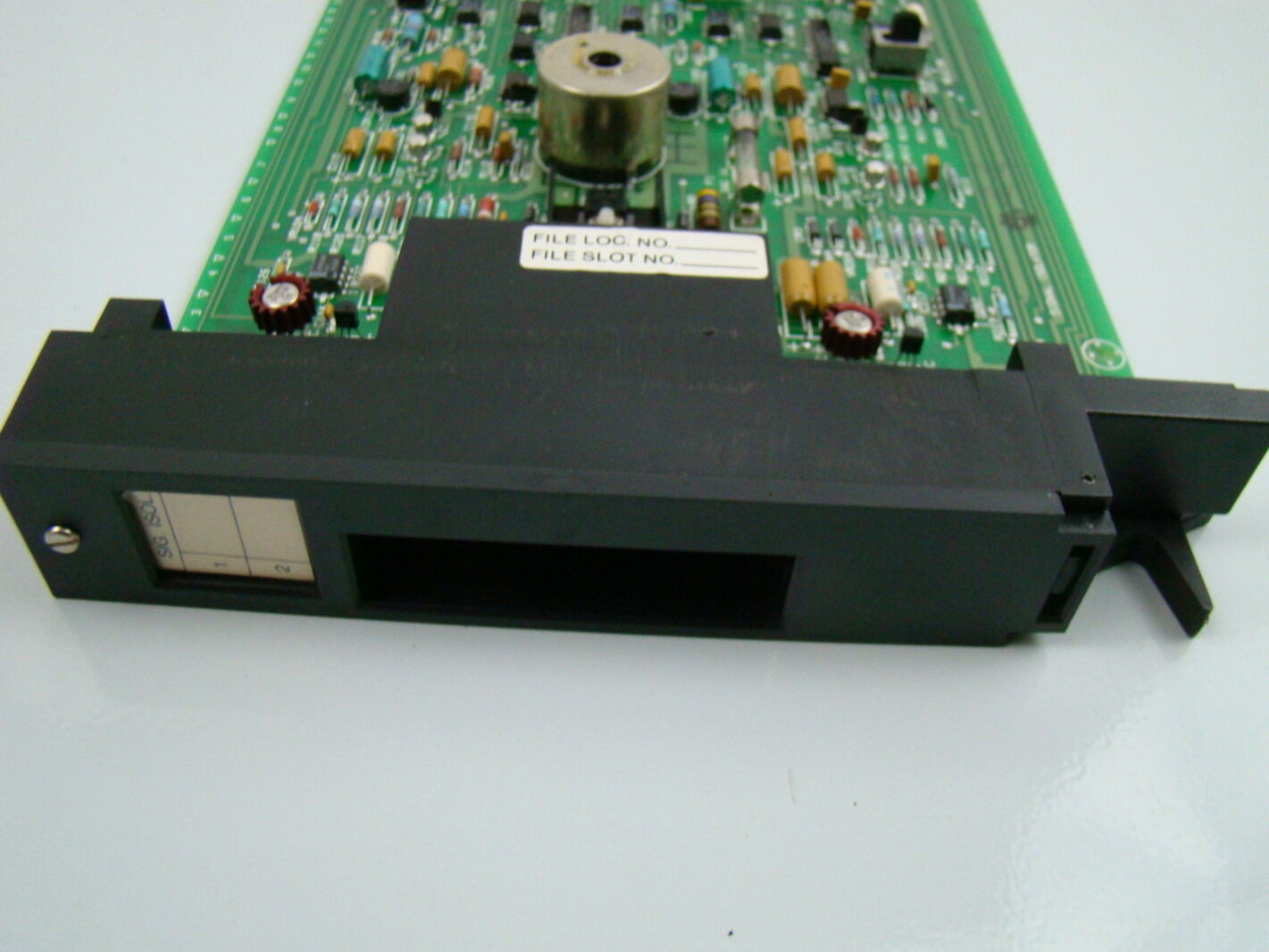 Honeywell Assy. No. 30731719-001 Signal Isolator Circuit Board