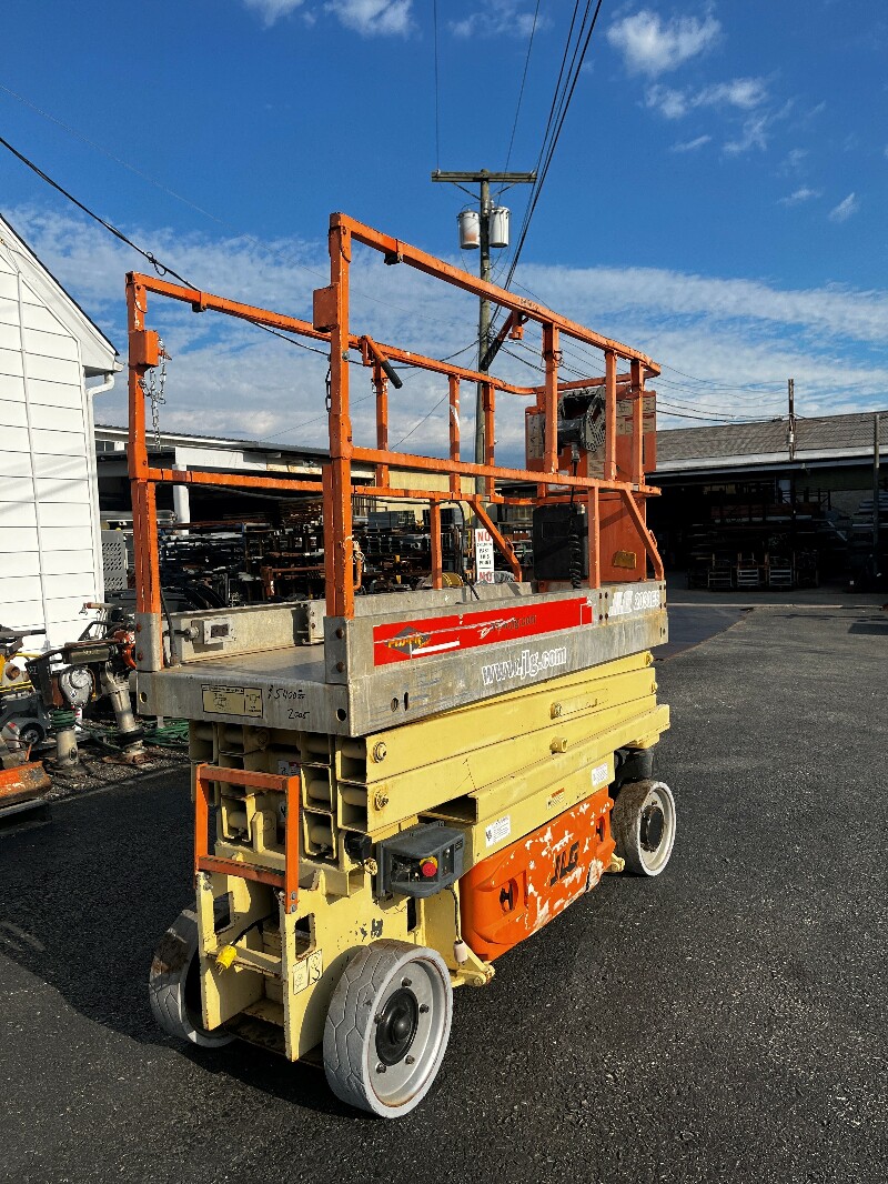 2005 JLG 2030ES Electric Scissor Lift