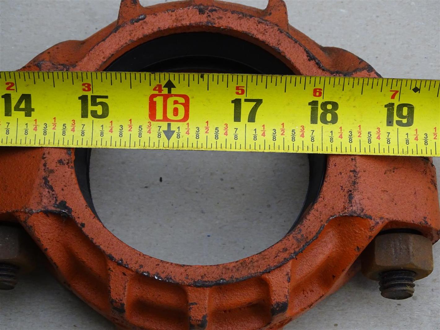 Victaulic 3" Flexible Pipe Coupling Clamp W/ Gasket , 4FMC Joseph