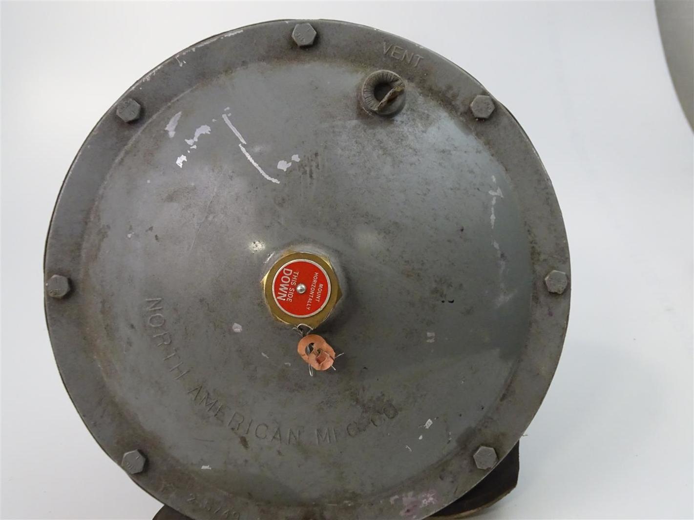 Válvula reguladora de North American MFG Co., 2-5748-B