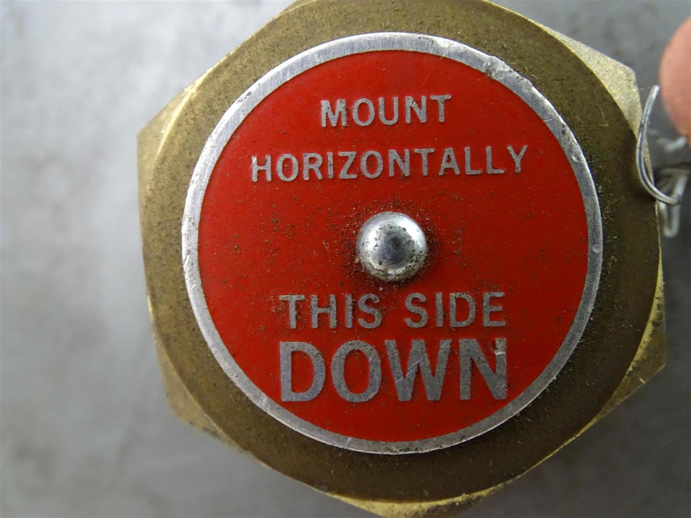 Válvula reguladora de North American MFG Co., 2-5748-B