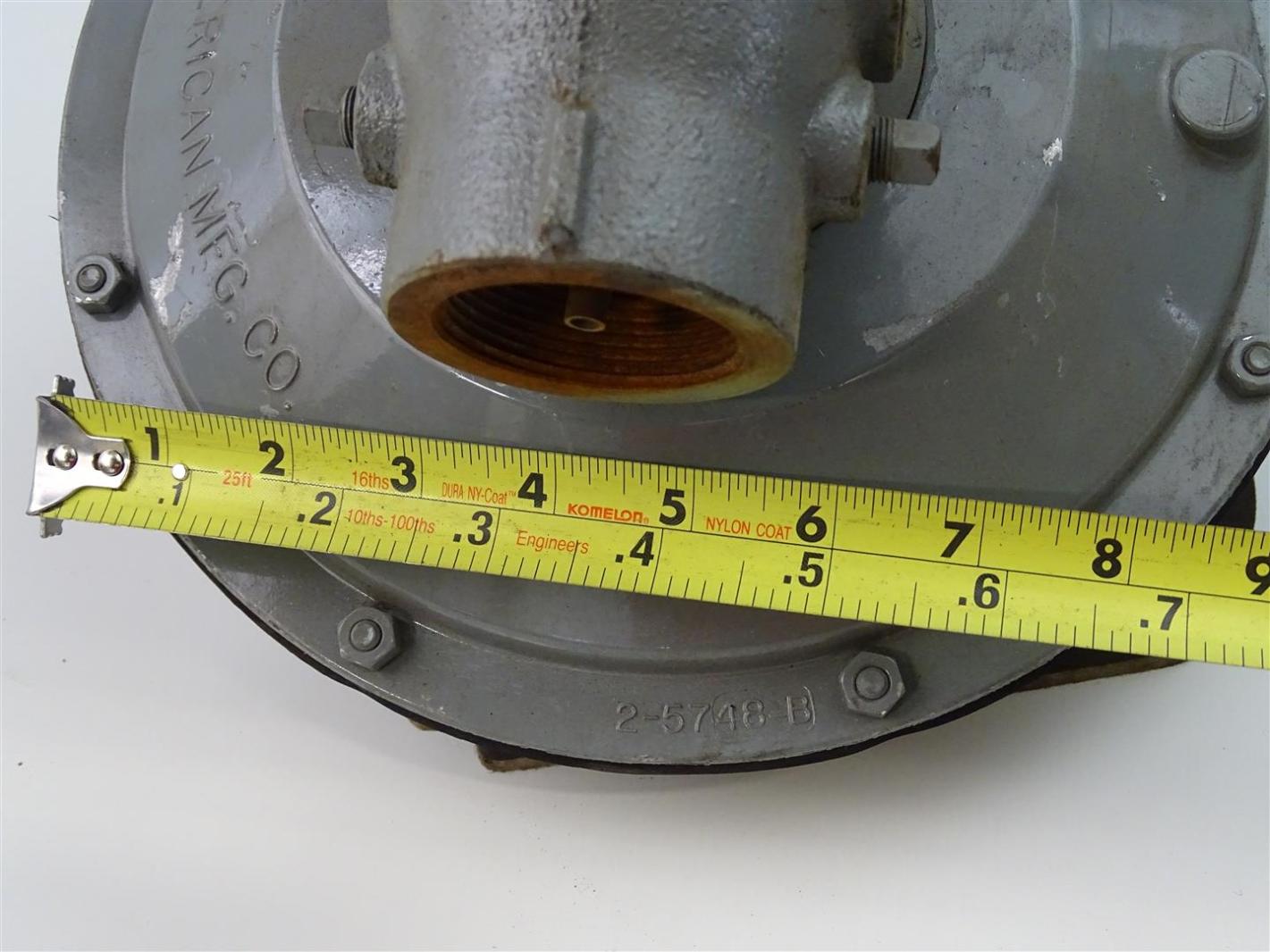 Válvula reguladora de North American MFG Co., 2-5748-B