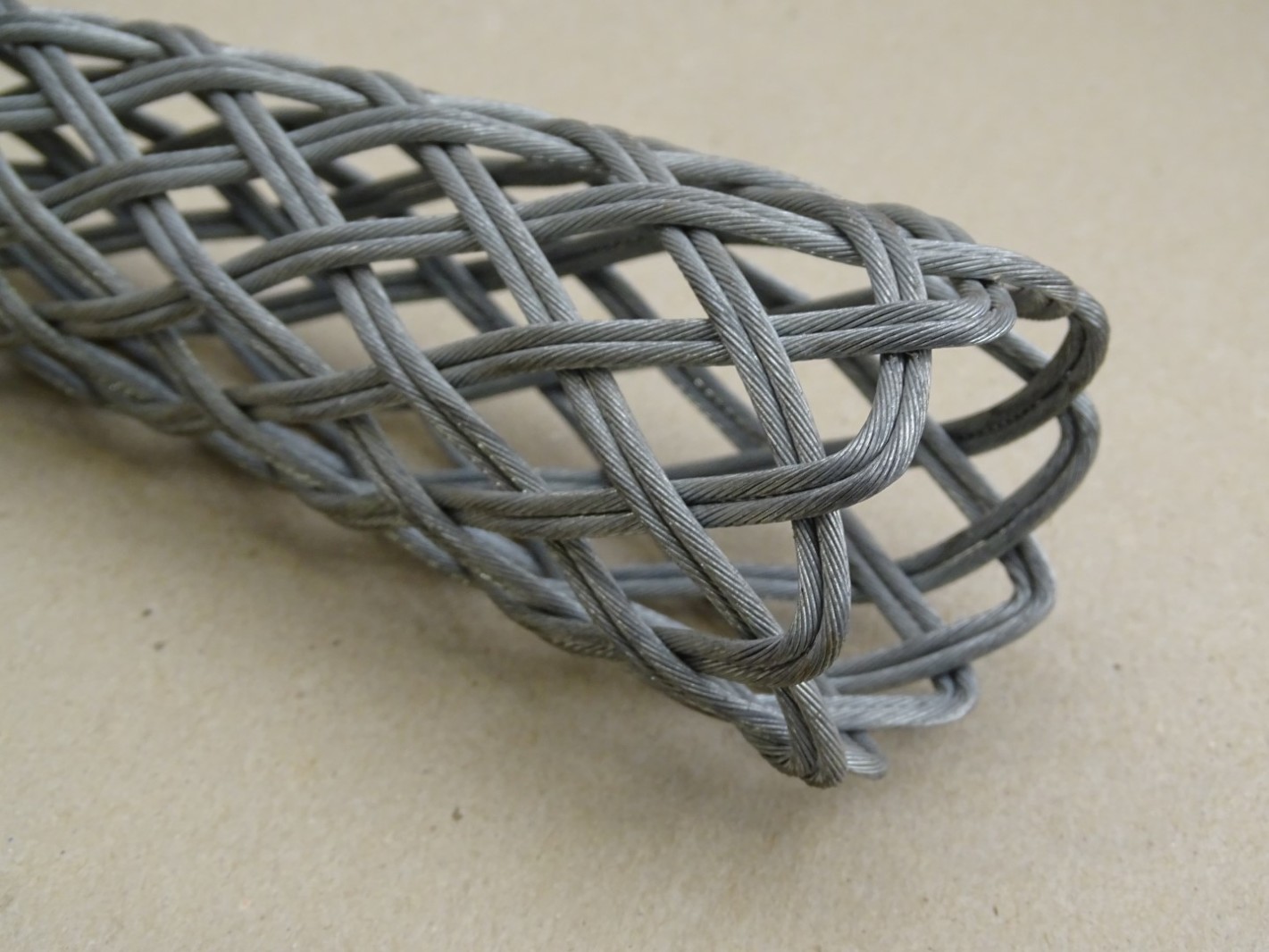 Greenlee Kellems Cable Pulling Grip 3 to 3 1/2, 404870 K300PC