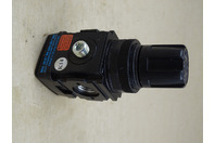 Wilkerson Compressed Air Regulator Max In 300 PSIG, Max Temp 150°F, R09-02-FB00