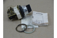Allen Bradley 2 Position Selector Switch Series T, 800T-H2