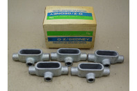 (5) O-Z/Gedney 1/2" Form 7 Conduit Bodies Type T , T17
