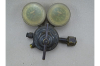 Victor Dual Gauge Oxygen Pressure Regulator Max Inlet 3000 PSIG , CSR350D