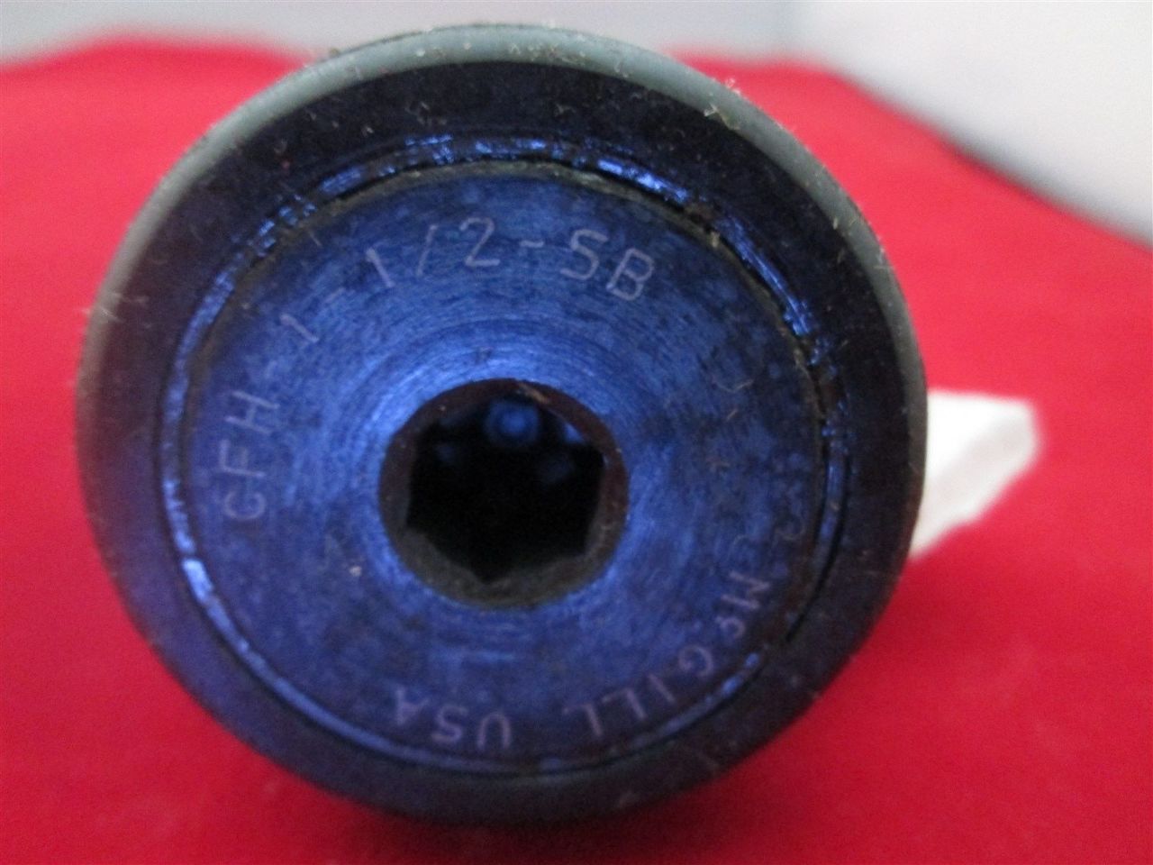 McGill Cam Follower CFH1 1/2SB new Process Industrial Surplus