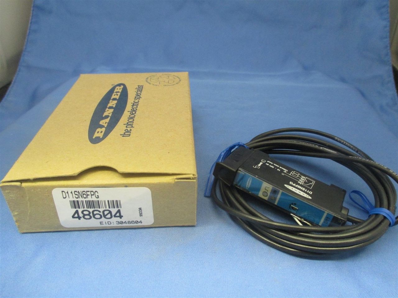 Banner D11sn6fpg 48604 Photoelectric Sensor New Process