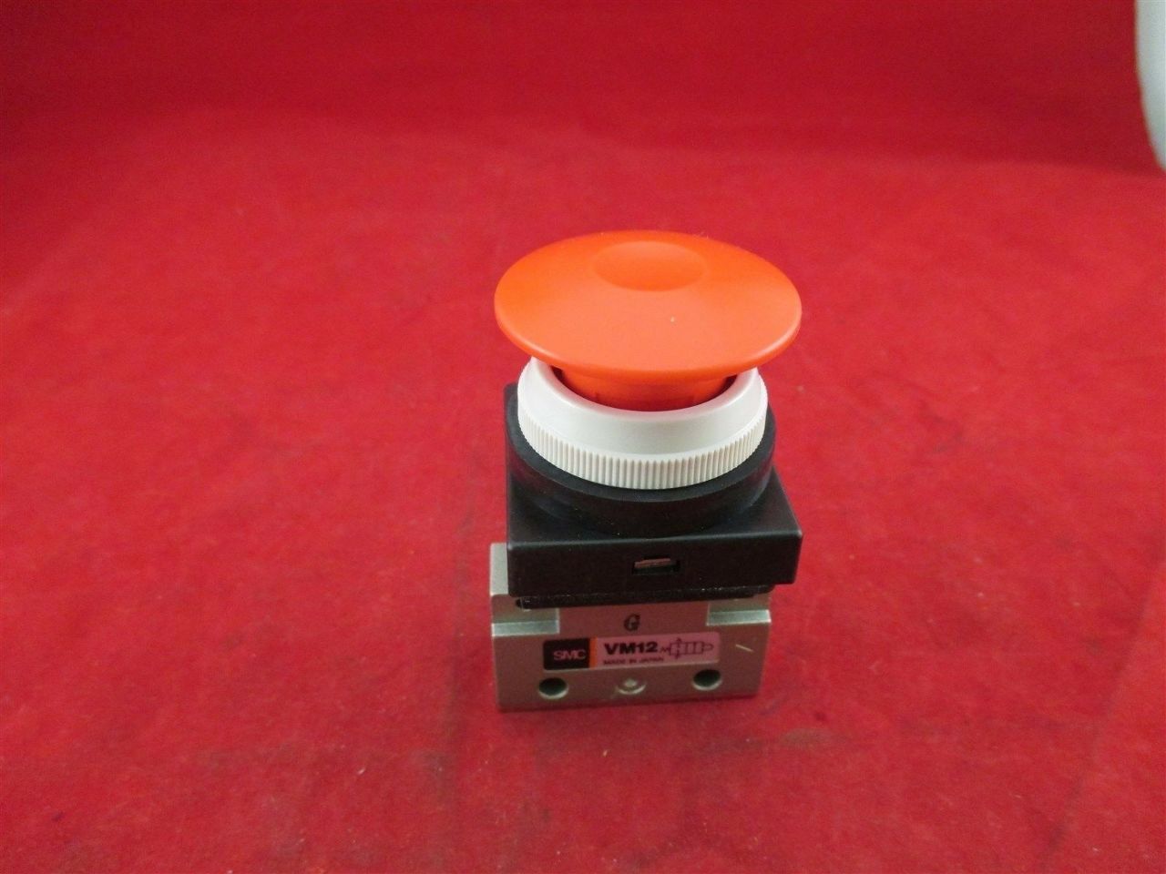 SMC VM12 Pushbutton Valve Process Industrial Surplus Corp.