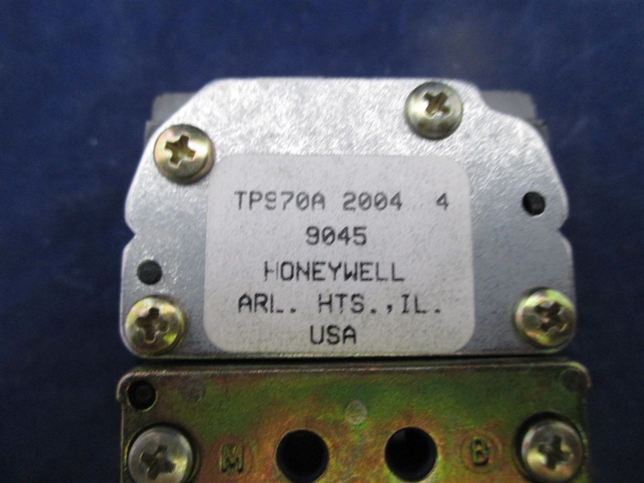 Honeywell TP970A2004 Pneumatic Thermostat 9045 | Process Industrial