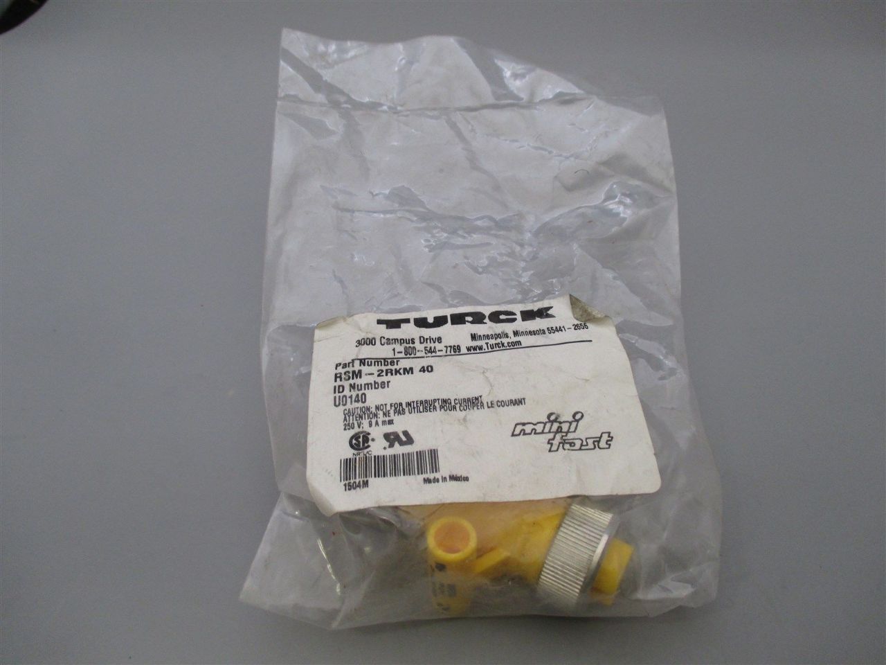 thumbnail interactive-video image 1 of Turck RSM-2RKM-40 Molded Tee Cable Connector - NEW In Box, U0140 1 of 6