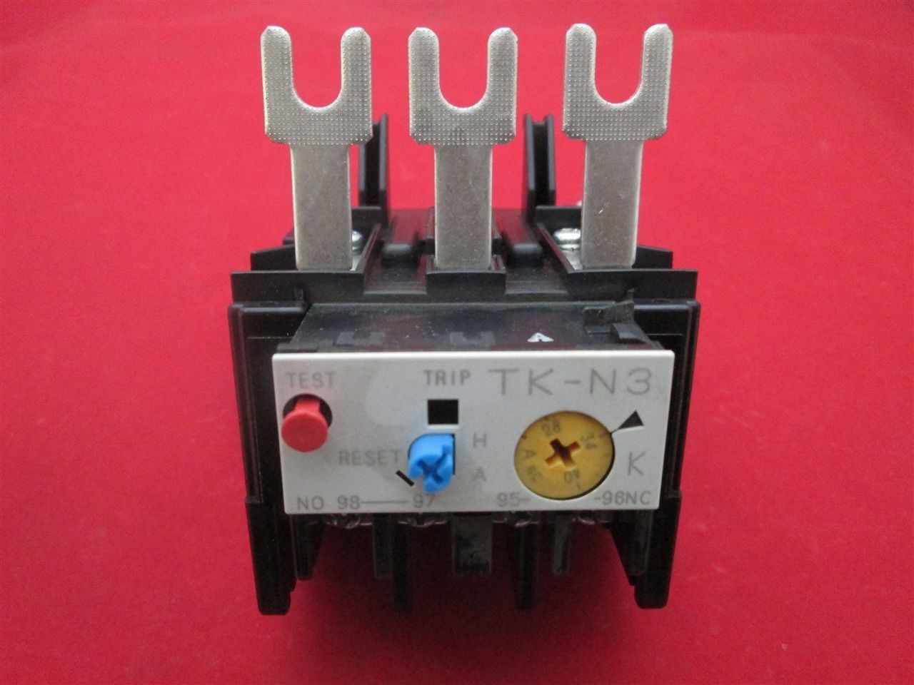 Fuji Thermal Overload Relay TKN3 new Process Industrial Surplus