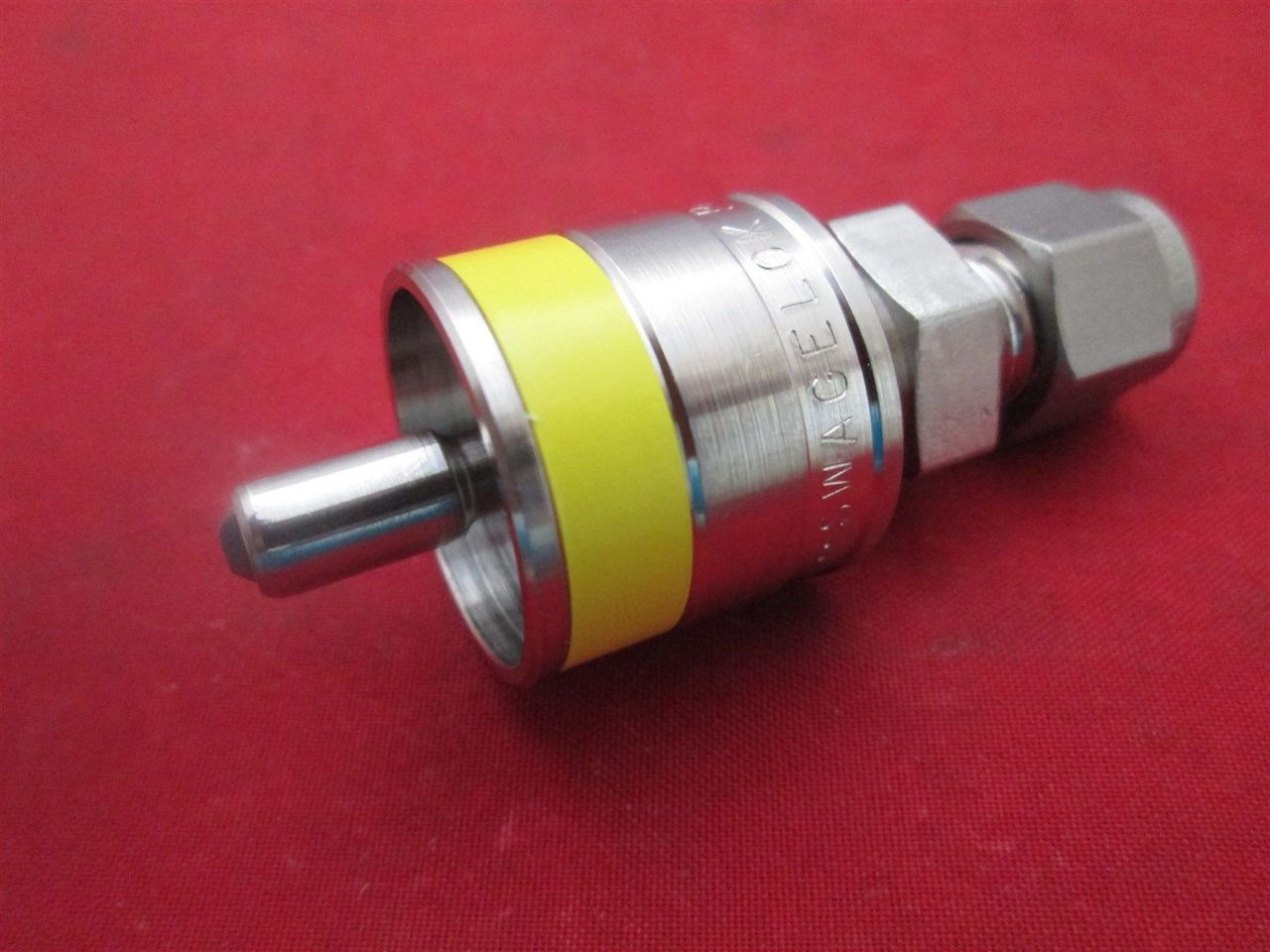 Swagelok SSQC4S400K4 Quick Connect Stem Process Industrial Surplus