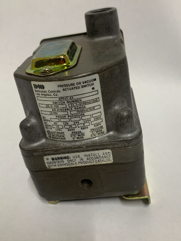 Barksdale DPD1T-A3 Pressure or Vacuum Actuated Switch