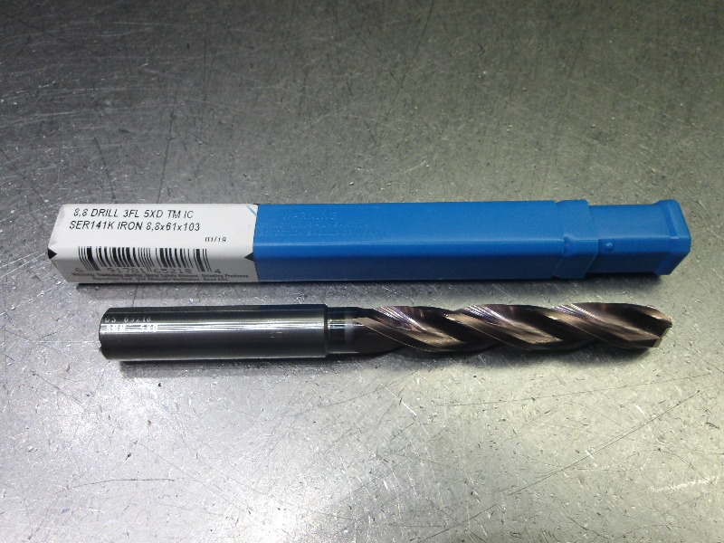 Kyocera/SGS 8.8mm 3 Flute Coolant Thru Carbide 5xd Drill