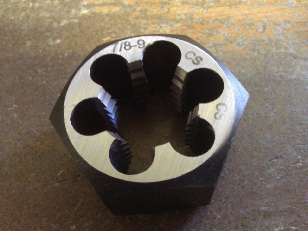 1 3/8" - 6 Carbon Steel Hexagonal Re-Threading Die For Pipe & Bolt Repair