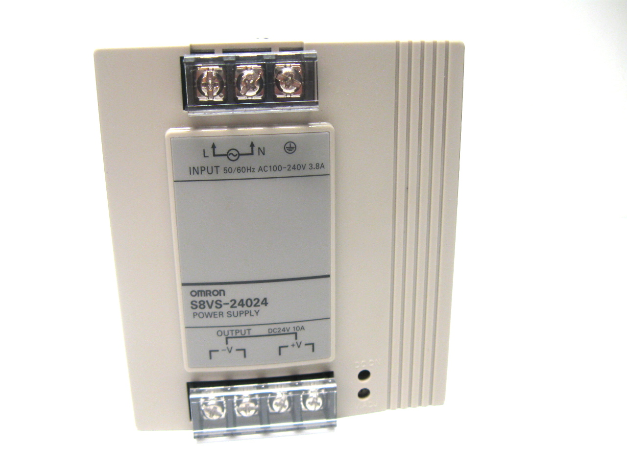 FA-STAR AC Lüftungsgitter Modern – Weiß, Aluminium, 8x6 Zoll Kanalausschnitt, Für Decke/Wand/Boden, Schlankes Design