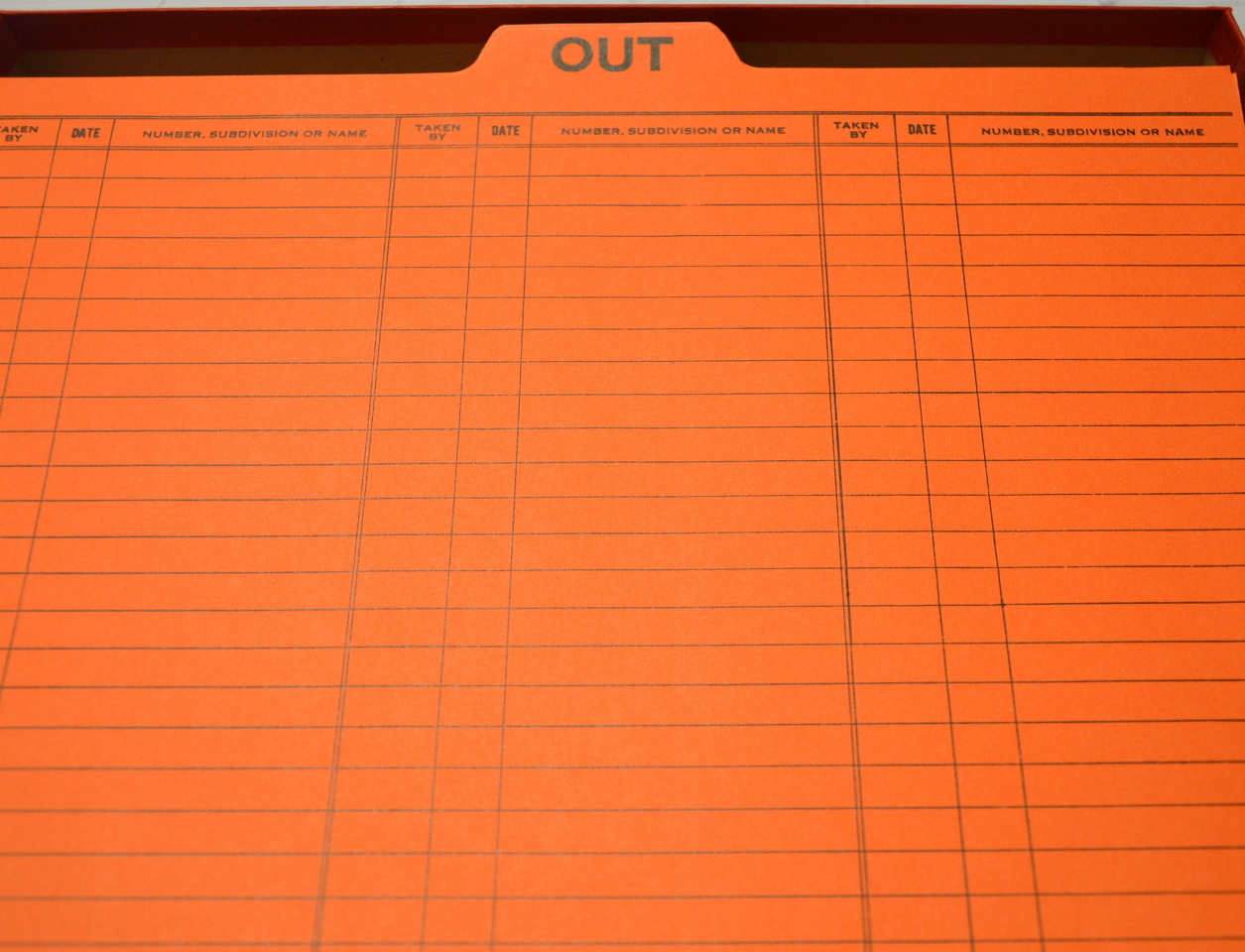 Pendaflex Out Guides FilesCenter Tab Only100 pcsLetter sizeSalmon