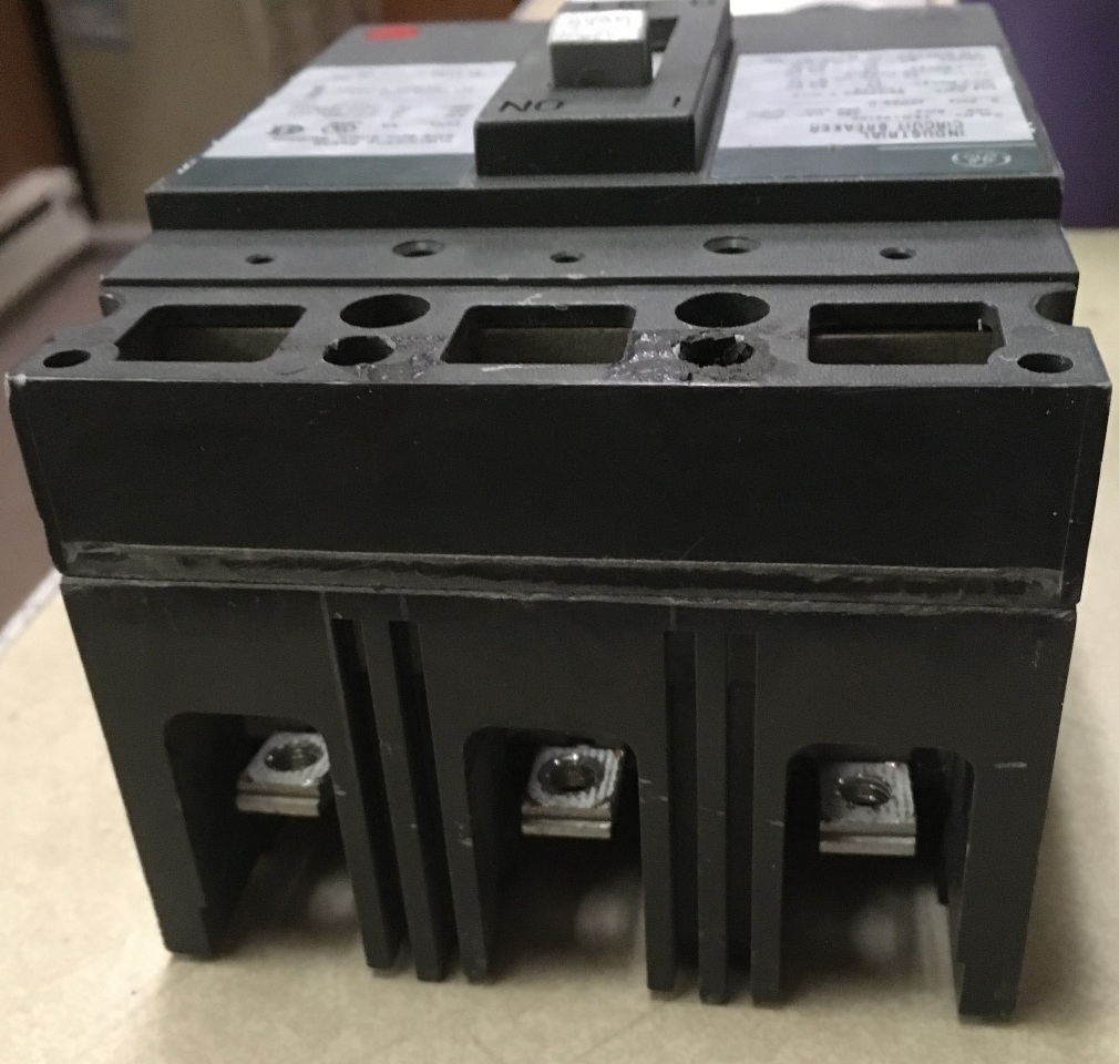 GE Industrial Circuit Breaker ,100 Amp,480 VAC, 250 DVC, 3 Pole, Cat