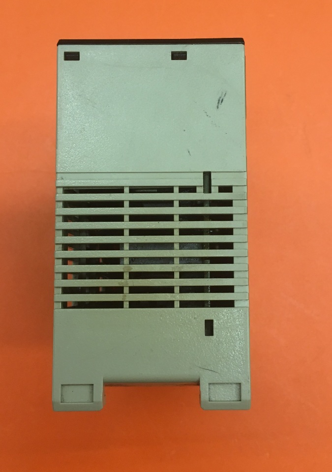 OMRON C200HWPA204 Power Supply Unit/ Source AC100120/200240V, 50