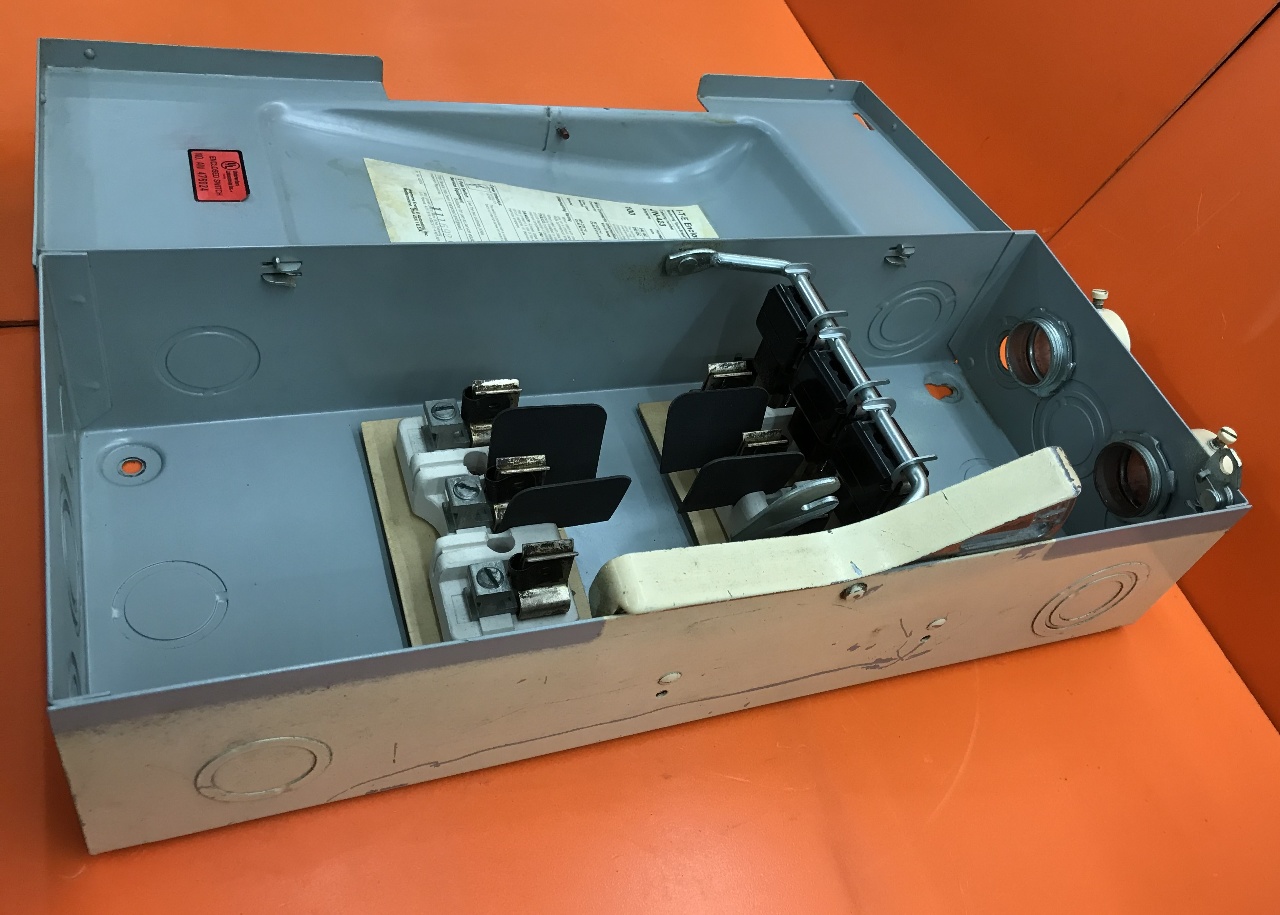 Siemens ITE HD VacuBreak Switch Cat No. JN423, Type 1, Fused, 100 AMP